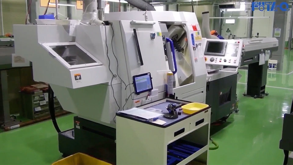 スイス型CNC自動旋盤 二九精密機械工業