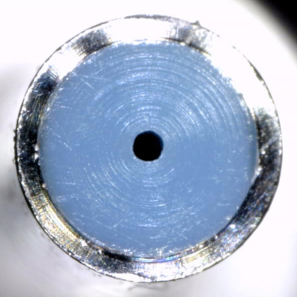 Hybrid pipes comprising dissimilar materials